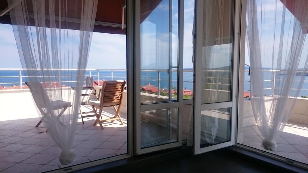 High In The Sky Apartments Sozopol Buitenkant foto