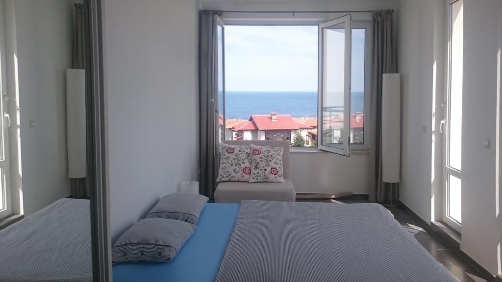 High In The Sky Apartments Sozopol Buitenkant foto