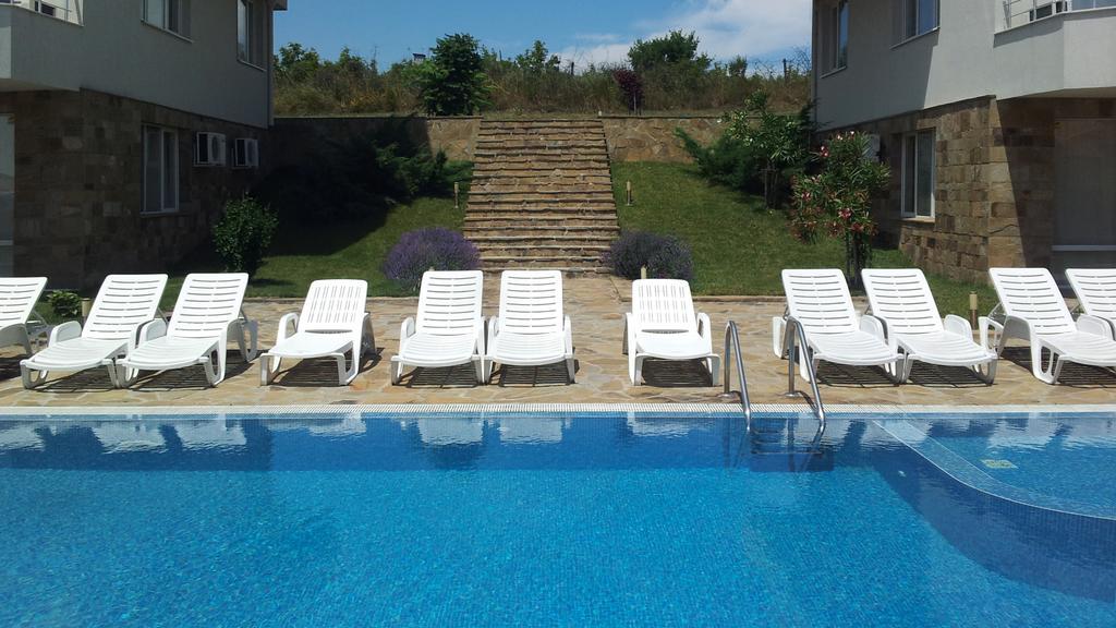 High In The Sky Apartments Sozopol Buitenkant foto